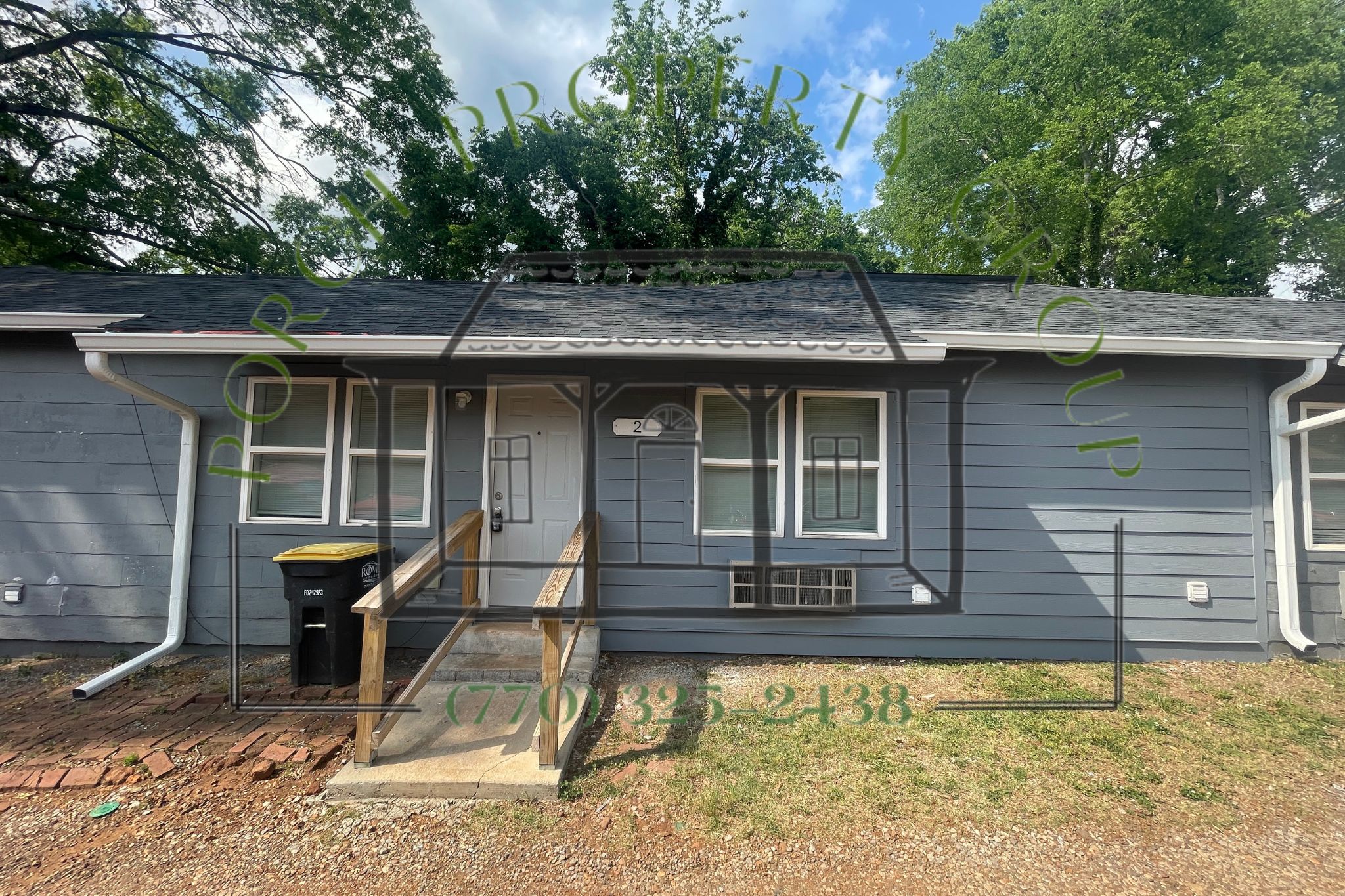 907 Maple Avenue Southeast - 2